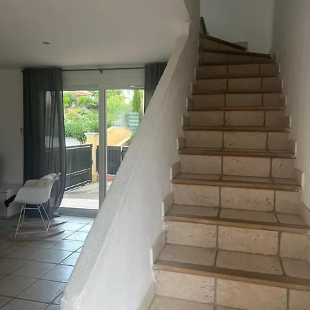 Casa San Carlu Quarto em Acomodações Particulares